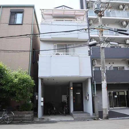 ハッピー大阪ハウスアパートメント